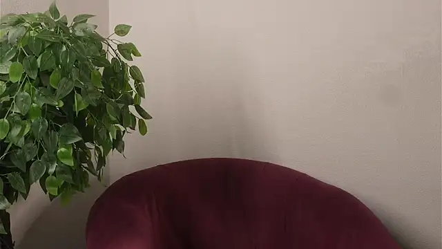 DanilleMincher online show from 04-14-26, 07:03