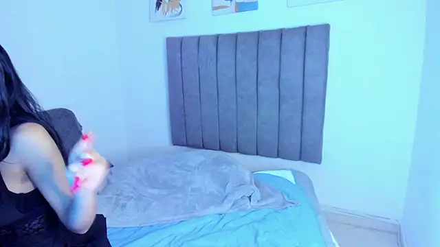 britanny jones1 online show from 04-12-26, 10:31