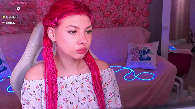 Snapshot of PinkyTrix chatting on 04-15-26, 12:45 PinkyTrix online show from 04-15-26, 12:45