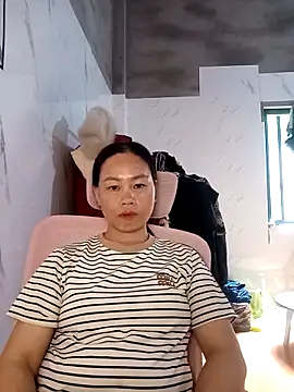 Snapshot of Wet799 chatting on 04-11-26, 07:56 Wet799 online show from 04-11-26, 07:56