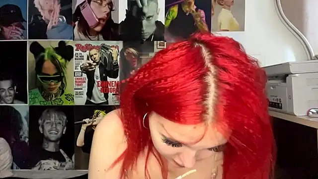 LaineRivett online show from 04-12-26, 09:36