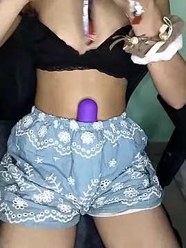 shaliini online show from 04-15-26, 07:58