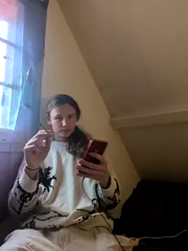 Snapshot of scvndi33 chatting on 04-11-26, 02:32 scvndi33 online show from 04-11-26, 02:32