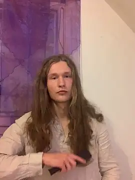 Snapshot of scvndi33 chatting on 04-12-26, 11:32 scvndi33 online show from 04-12-26, 11:32