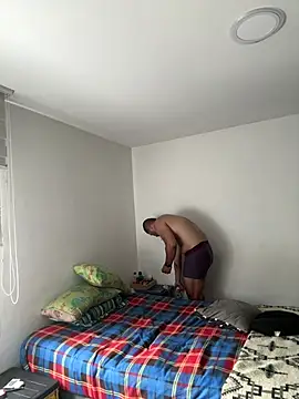 Frednunex online show from 04-15-26, 03:19