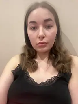 Doris2222 online show from 04-14-26, 07:53