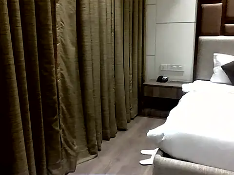 nikhil s25 online show from 04-12-26, 10:31