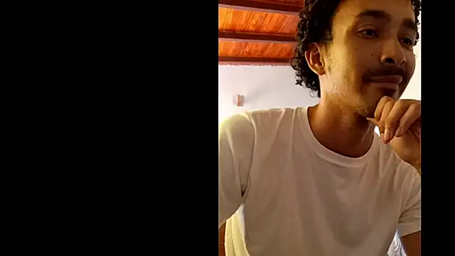 Snapshot of ExtremeXBoy chatting on 04-15-26, 06:15 ExtremeXBoy online show from 04-15-26, 06:15