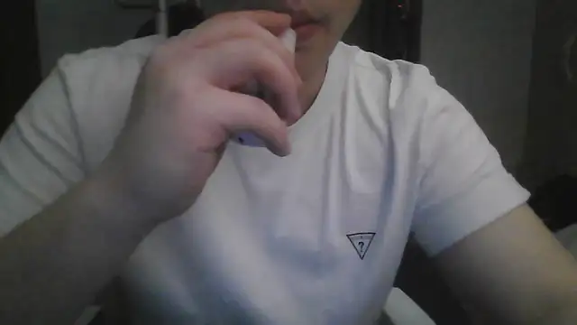 Snapshot of reogjdossw chatting on 04-16-26, 01:45 reogjdossw online show from 04-16-26, 01:45