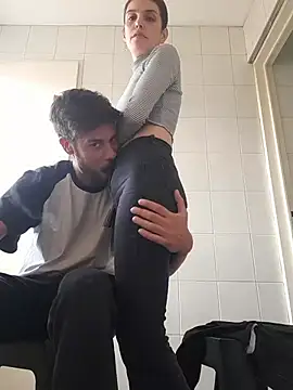 catsqueens online show from 04-15-26, 05:53