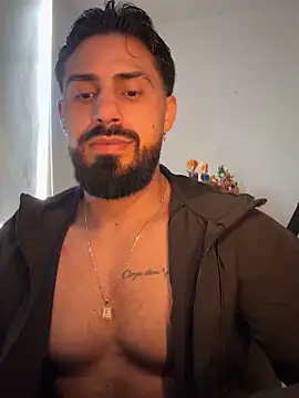 Snapshot of Ryan_Black3 chatting on 04-16-26, 01:56 Ryan Black3 online show from 04-16-26, 01:56