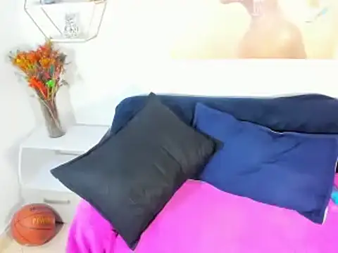 loly ebony4 online show from 04-16-26, 09:39