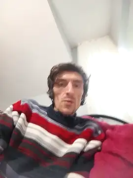 ince292929 online show from 04-15-26, 03:41