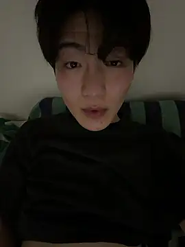 Snapshot of XRIIX chatting on 04-15-26, 04:25 XRIIX online show from 04-15-26, 04:25