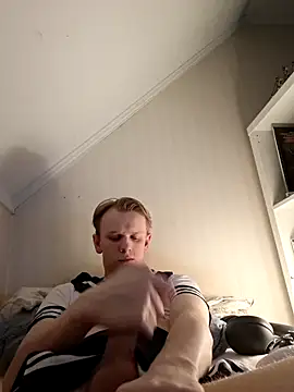 femboy066 online show from 04-16-26, 09:15