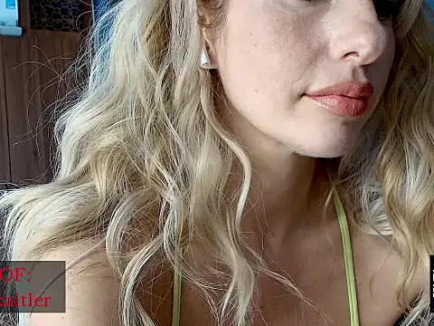 Snapshot of _horny_sexy_ chatting on 09-18-25, 05:09 horny sexy online show from 09-18-25, 05:09