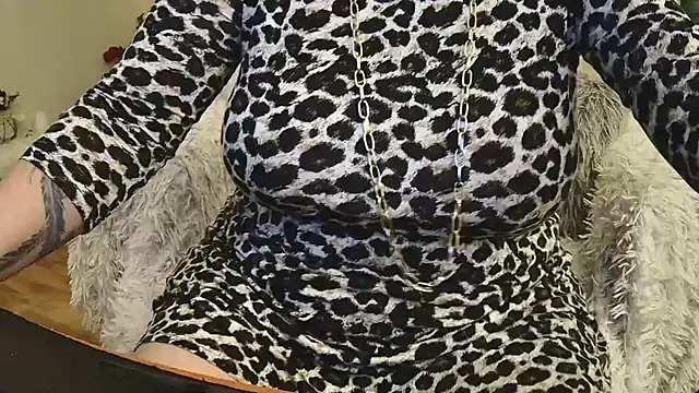 Divineblond online show from 02-12-25, 10:04