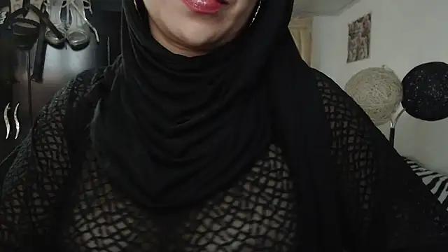 nadia  abaud online show from 12-27-24, 08:24