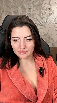 SophiePale online show from 11-28-25, 06:05