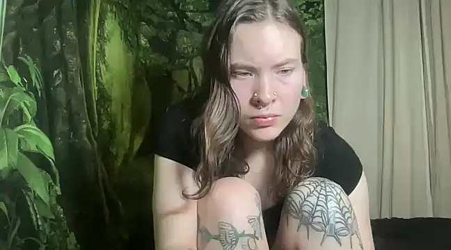 mo0ngoddess online show from 01-11-25, 08:33