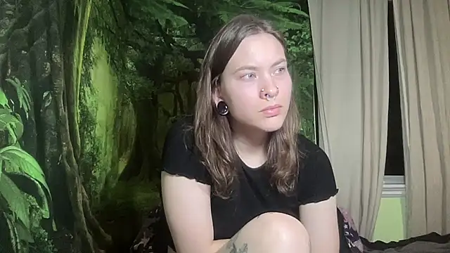 mo0ngoddess online show from 01-21-25, 05:49