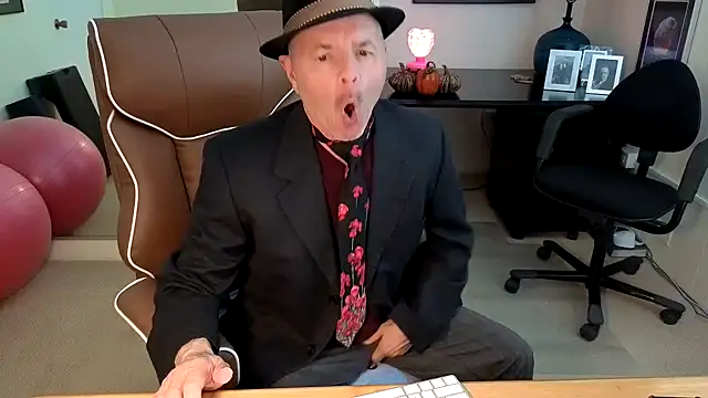 hotdadbod online show from 11-07-25, 09:37