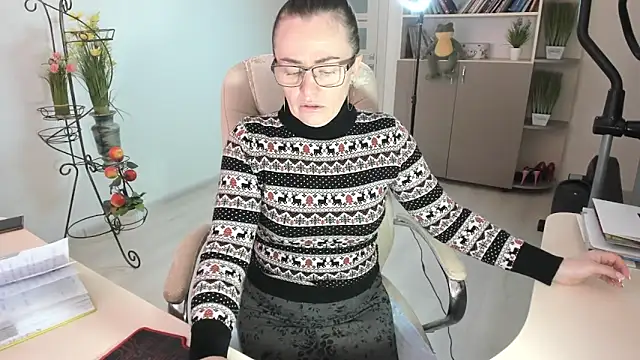 Snapshot of Vika73 chatting on 02-02-26, 06:34 Vika73 online show from 02-02-26, 06:34