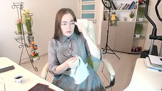 Snapshot of Vika73 chatting on 02-03-26, 06:40 Vika73 online show from 02-03-26, 06:40