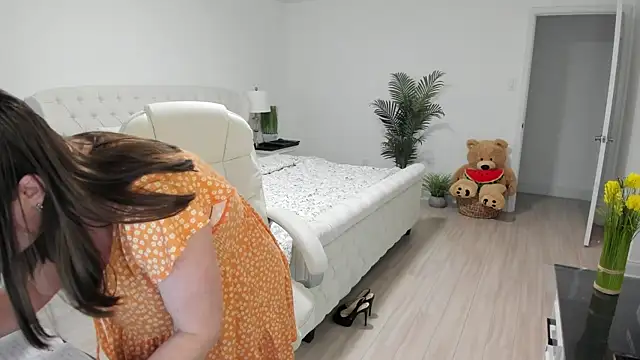 Snapshot of Vika73 chatting on 02-28-26, 12:28 Vika73 online show from 02-28-26, 12:28