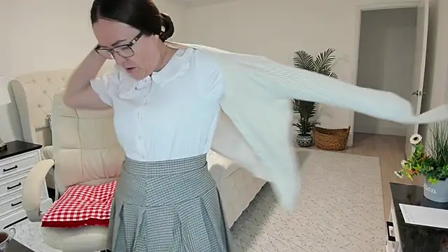 Snapshot of Vika73 chatting on 03-13-26, 01:51 Vika73 online show from 03-13-26, 01:51