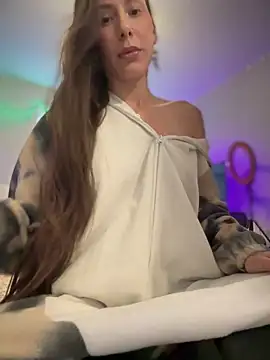 lil martian online show from 10-30-25, 02:18