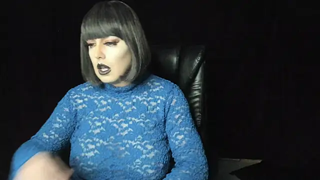 Danielle tv33 online show from 12-23-24, 09:40