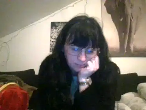 Snapshot of sexujuly88 chatting on 01-21-25, 10:30 sexujuly88 online show from 01-21-25, 10:30