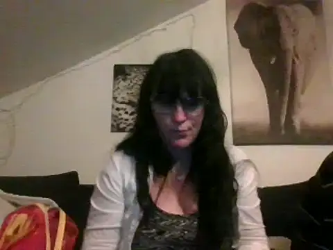 Snapshot of sexujuly88 chatting on 02-01-25, 10:55 sexujuly88 online show from 02-01-25, 10:55