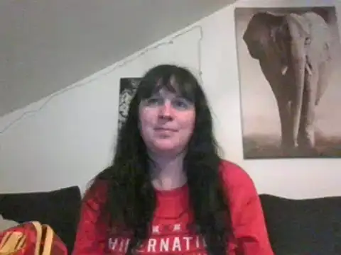Snapshot of sexujuly88 chatting on 03-04-25, 09:54 sexujuly88 online show from 03-04-25, 09:54