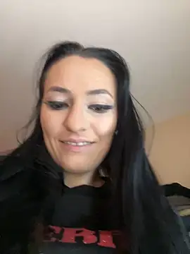 Snapshot of smoothkissx chatting on 01-11-25, 12:22 smoothkissx online show from 01-11-25, 12:22