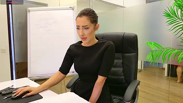 Snapshot of BabesGoWild chatting on 03-05-25, 08:21 BabesGoWild online show from 03-05-25, 08:21