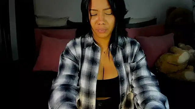 NicolePasqualott online show from 01-11-25, 03:55
