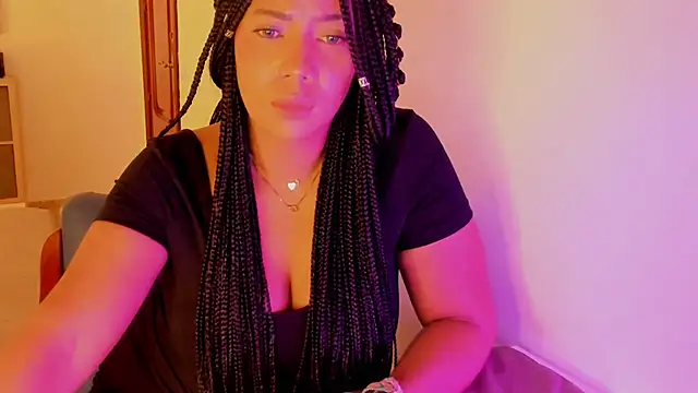 NicolePasqualott online show from 10-22-25, 07:35