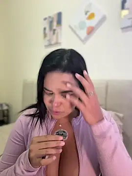 AliceStarshine online show from 01-07-26, 05:21