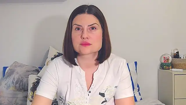 alisenties online show from 12-29-24, 06:16