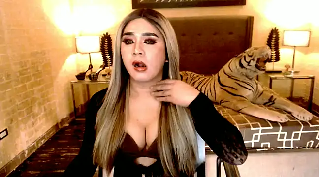 BigCumHuntersxx online show from 01-19-25, 01:12