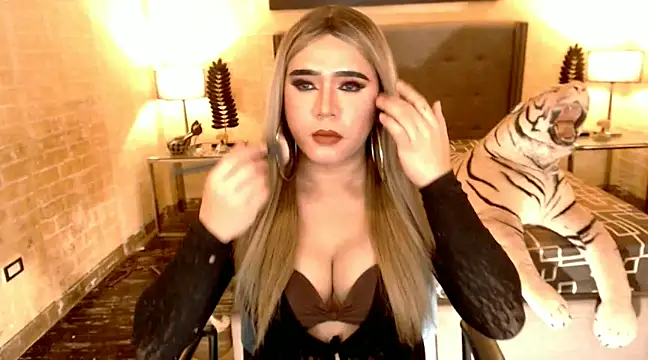 BigCumHuntersxx online show from 02-06-25, 07:35