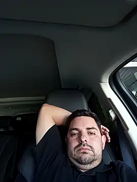 Snapshot of robredoj chatting on 10-01-25, 08:15 robredoj online show from 10-01-25, 08:15