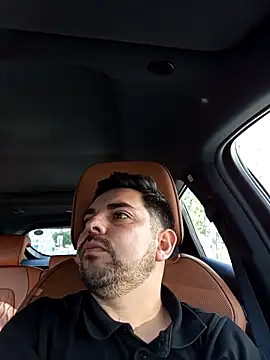 Snapshot of robredoj chatting on 10-03-25, 02:14 robredoj online show from 10-03-25, 02:14