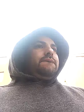 Snapshot of robredoj chatting on 10-04-25, 11:52 robredoj online show from 10-04-25, 11:52