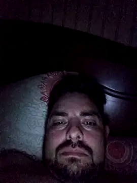 Snapshot of robredoj chatting on 10-15-25, 03:39 robredoj online show from 10-15-25, 03:39