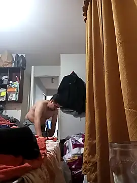 Snapshot of robredoj chatting on 11-05-25, 12:32 robredoj online show from 11-05-25, 12:32