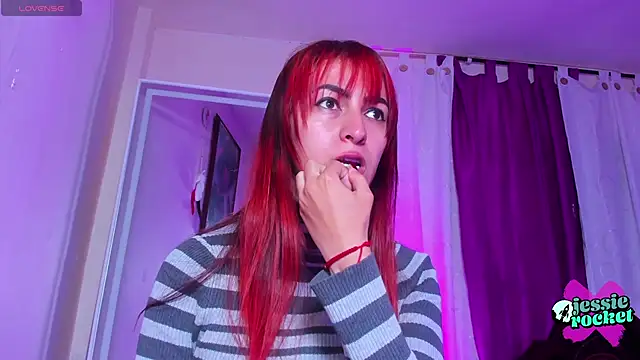 jessierocketx online show from 10-17-25, 01:25