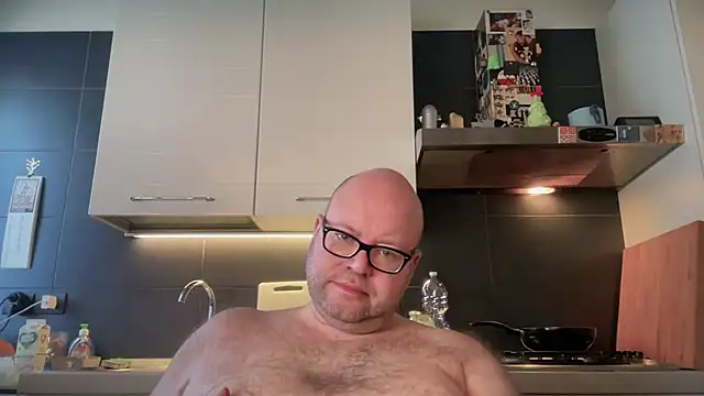 theitalianbear online show from 02-05-25, 08:32
